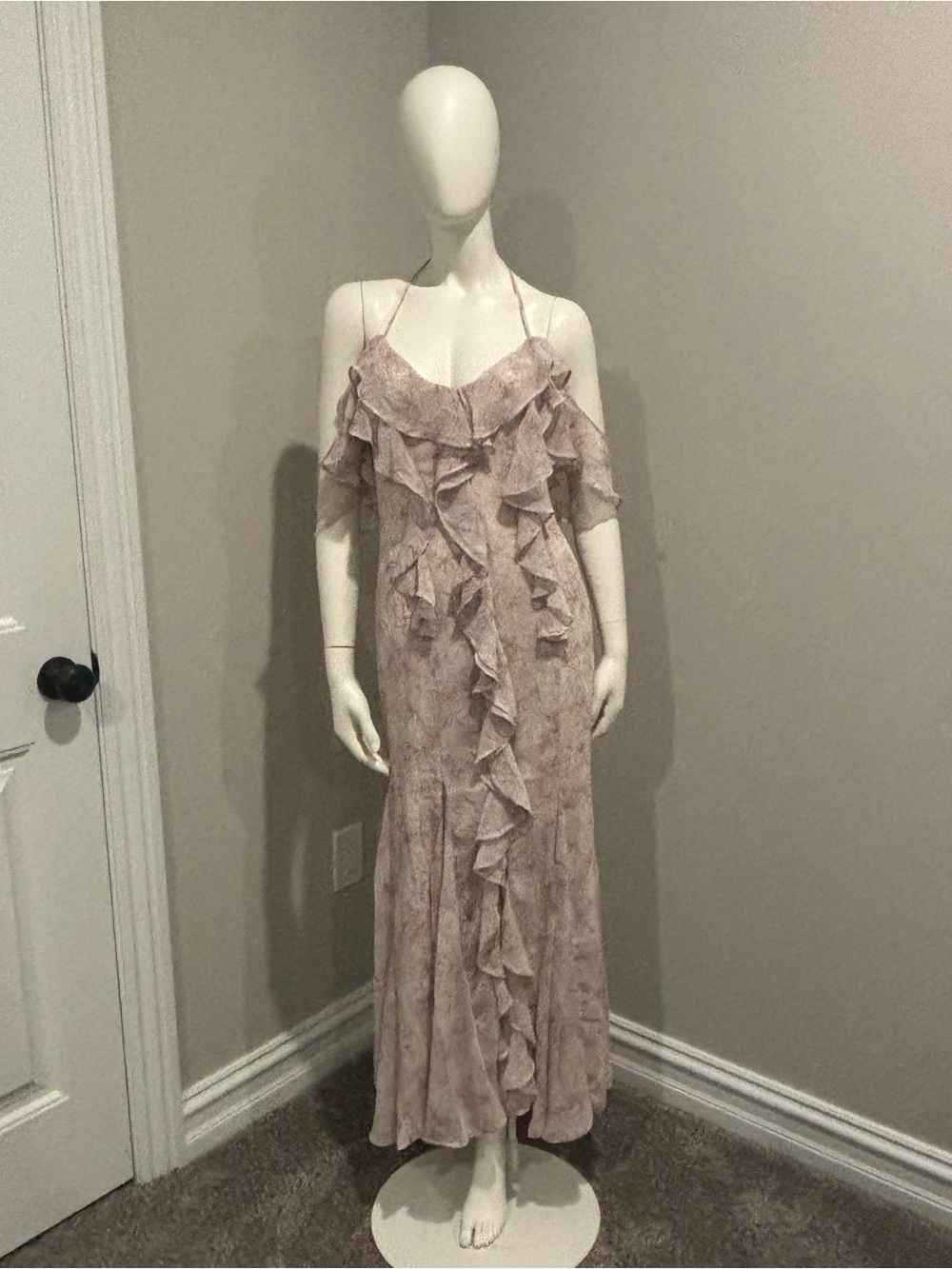 Storia Blush Pink Ruffled Cold-Shoulder Maxi Dress